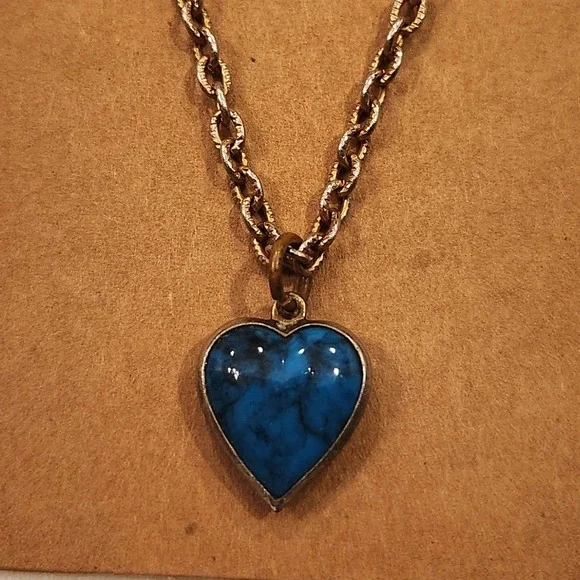 Blue Turquoise Heart Pendant Necklace Natural Stone Look Charm Gold Tone Chain - Picture 9 of 10